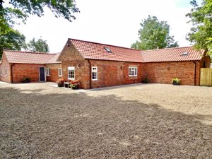 Woodys Top- click for photo gallery